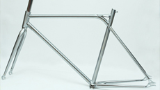 700c cr-mo frame and fork